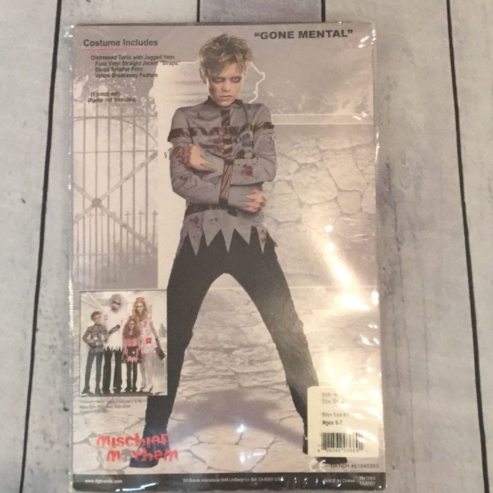 NWT, Dreamgirl, Gone Mental Boys Costume - Boys 6 - 7 yrs - Picture 3 of 6